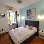 Garden In The Center Apartman