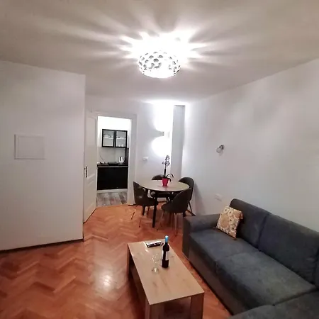 Garden In The Center *